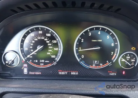 2013 BMW 550I Gran Turismo xDrive z USA, uszkodzony, nr VIN WBASP0C53DC988002